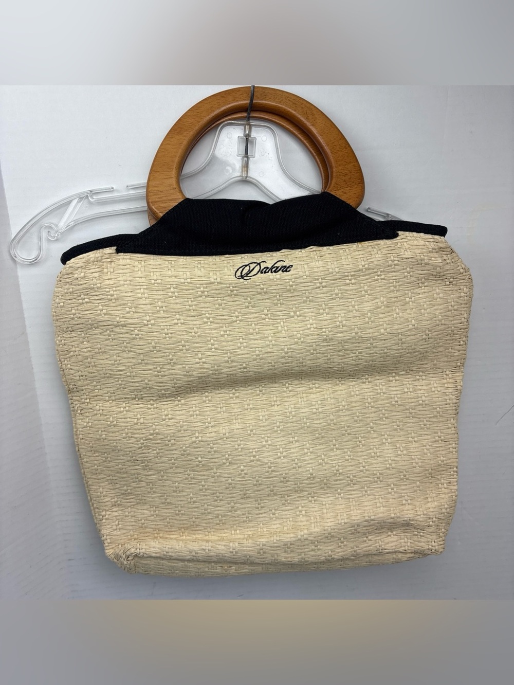 DaKine Isabelle Tote Purse Woven Wicker Wooden Handle Natural Black Floral Lined